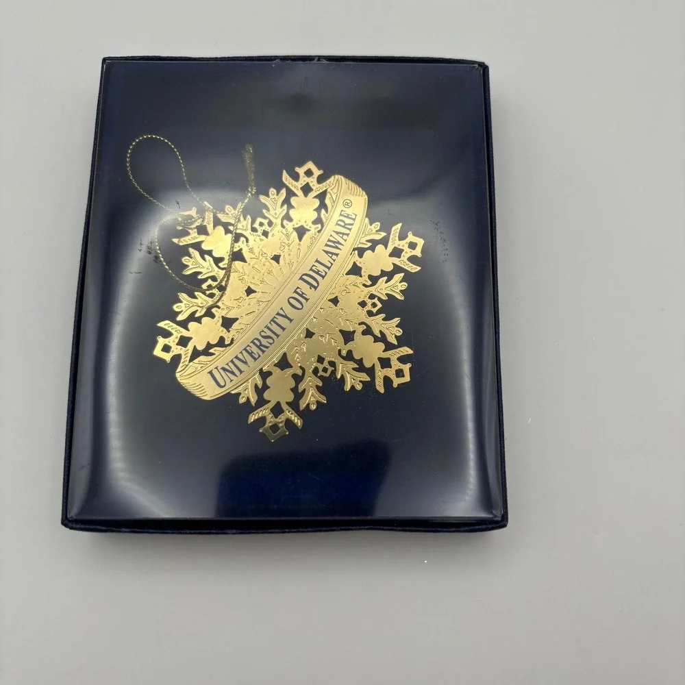 Jardine Associates Ornament University of Delaware Snowflake Engraved Gold-Tone